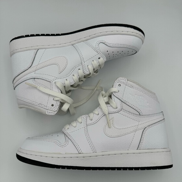 Nike Sz 5 Youth Classic White High-Tops Running Shoes Sneakers - Picture 4 of 12